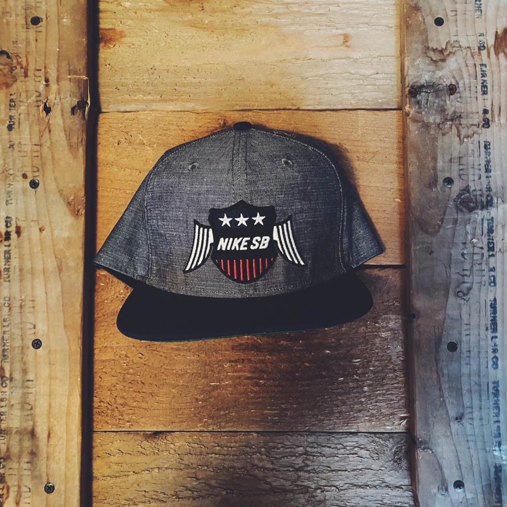 Nike hat men’s